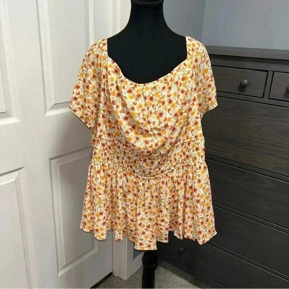 Torrid Crinkle Gauze Criss Cross Back  Top - Picture 2 of 8